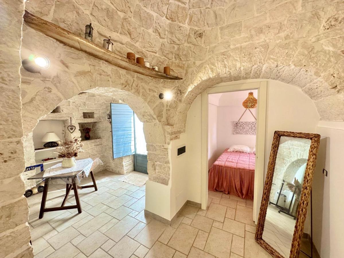 Вілла Trullo Il Carrubo Альберобелло Екстер'єр фото