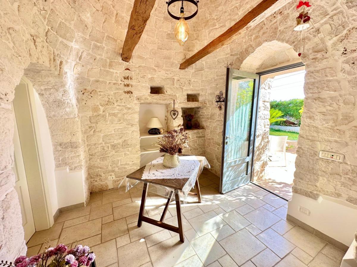 Вілла Trullo Il Carrubo Альберобелло Екстер'єр фото